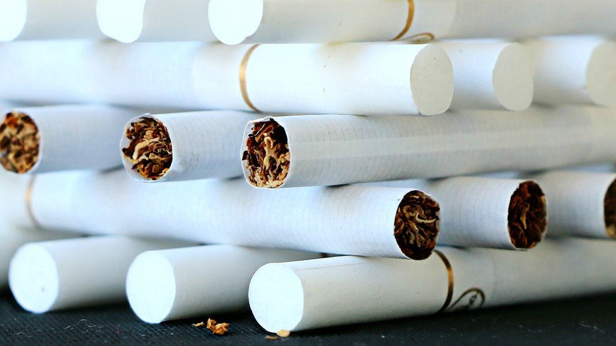 2 Florida correctional officers forced inmates to eat cigarettes, report states 