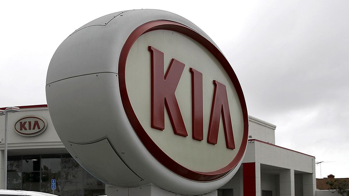 Kia recalls another 192K cars due to risk of engine fire