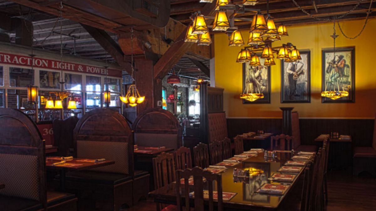 Seattle's Old Spaghetti Factory closes down