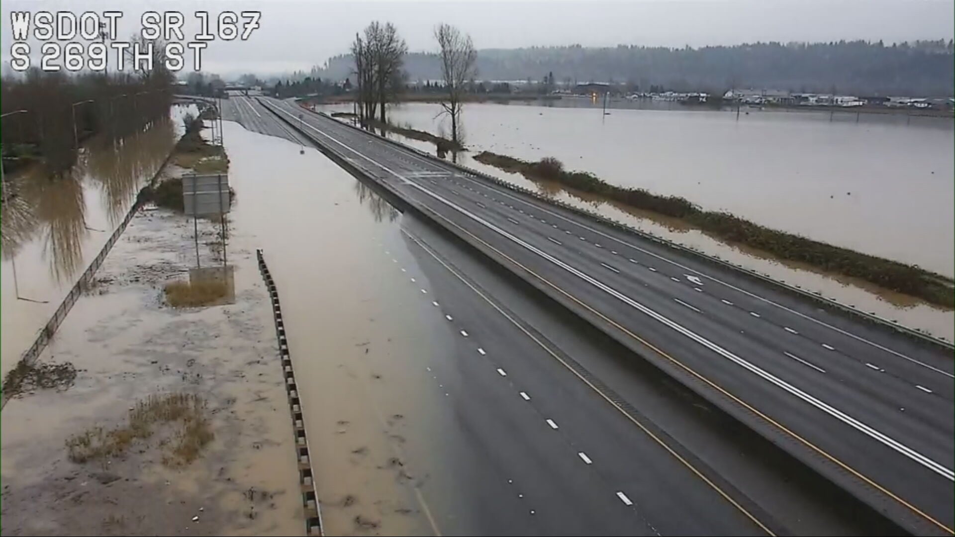 6-mile stretch of SR 167 closes again despite overnight efforts