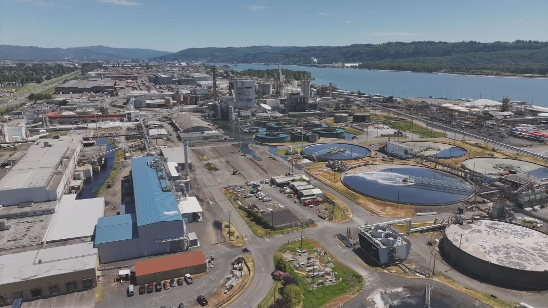 Environmental cleanup begins after Longview industrial disaster